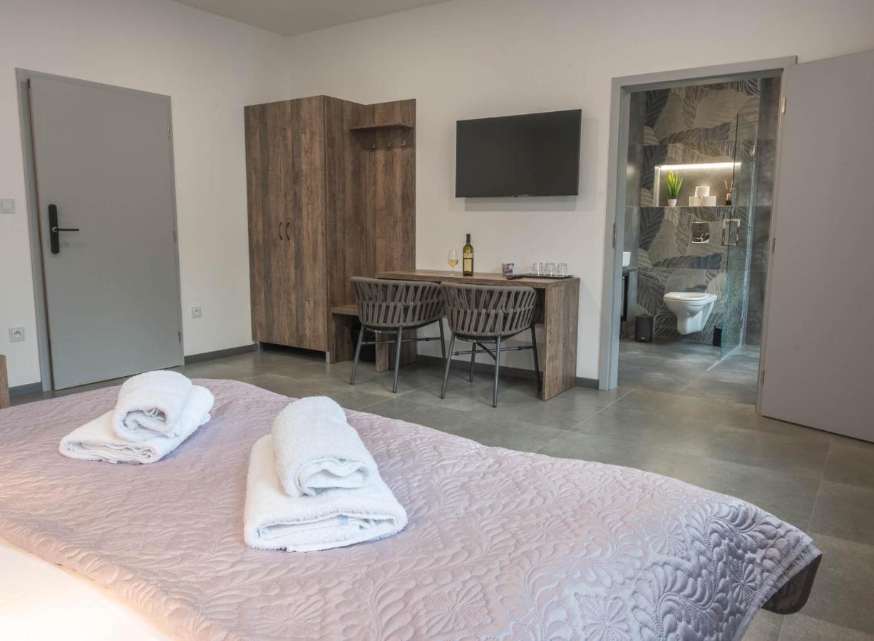 Veltlin Bed & Wine Valtice Exterior foto